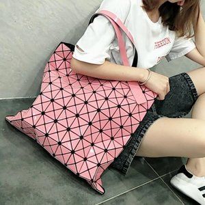 9*9 Grid Stylish Foldable Bag | Triangle Pattern
